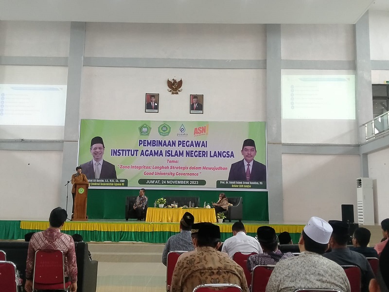 Irjen Kemenag RI Ajak Sivitas Akademika IAIN Langsa Wujudkan Good University Governance Irjen Kemenag RI Ajak Sivitas Akademika IAIN Langsa Wujudkan Good University Governance