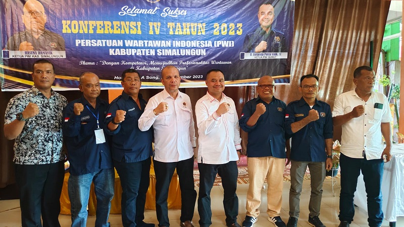 Hasuna Damanik Terpilih Kembali Ketua PWI Kabupaten Simalungun Hasuna Damanik Terpilih Kembali Ketua PWI Kabupaten Simalungun