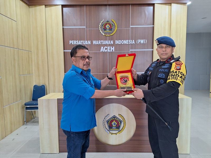Danden Gegana Satbrimob Polda Aceh Sambangi PWI Danden Gegana Satbrimob Polda Aceh Sambangi PWI