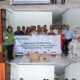 MANAGEMENT PT Toba Pulp Lestari Tbk menyalurkan bantuan kepada korban banjir di Kecamatan Baktiraja. Waspada/Ist