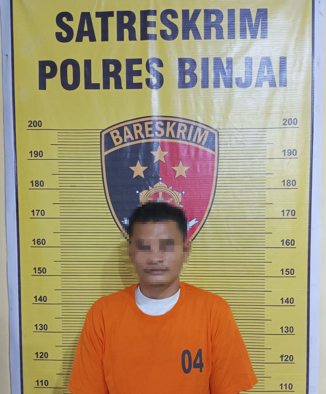 Tersangka HM alias Lehen pelaku penikaman kini diamankan di Polres Binjai. (Waspada/Ist)