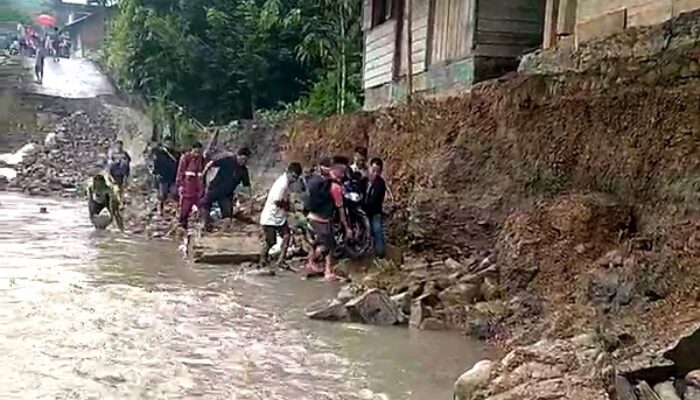 Penanganan Jalan Terputus Di Nisel Lamban