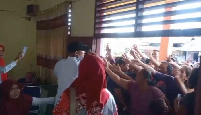 Masyarakat Simpang Kanan Serbu GPM