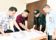 Awasi Logistik Pemilu, Bawaslu Kota Langsa Kunjungi Percetakan Surat Suara