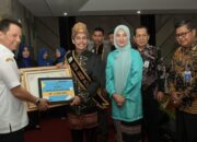 Gubernur Ajak Warga Gemar Membaca