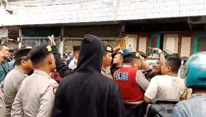 Satu Aset 2 Putusan, Ratusan Massa Tentang Eksekusi Lahan