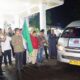 Pj Wali Kota Langsa saat melepaskan keberangkatan Kafilah untuk mengikuti MTQ ke 36 Tingkat Provinsi Aceh, di halaman Pendopo, Kamis (26/6) malam. Waspada/Munawar