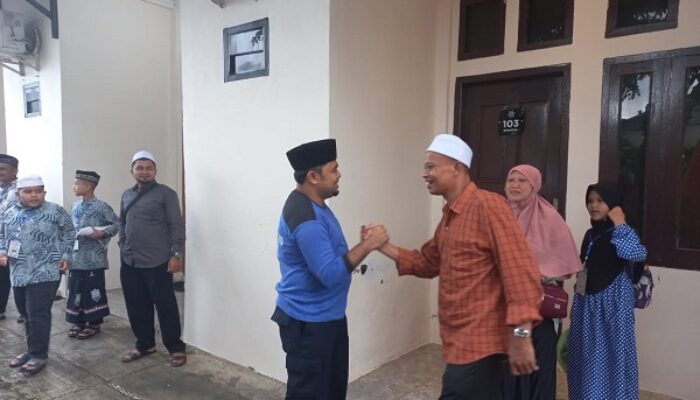 Dr Mulia Kunjungi Penginapan Kafilah FASI