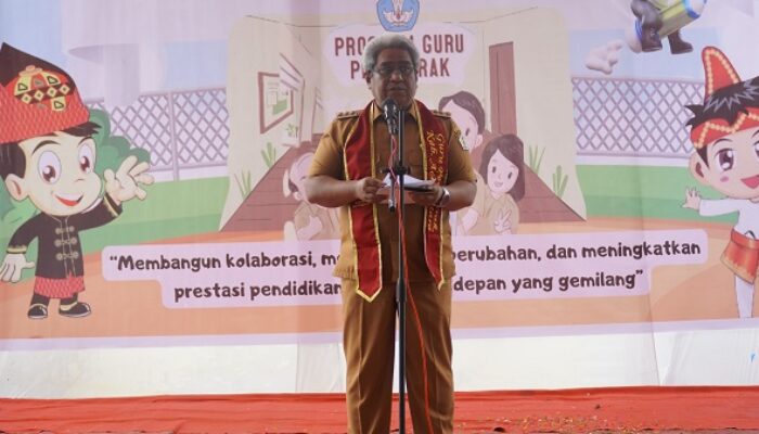 Mahyuzar Berpuisi Puji Prestasi Guru Penggerak, Inilah Puisinya