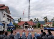 Peringati HUT Ke-52 Korpri, Plt Sekda Agara Pembina Upacara