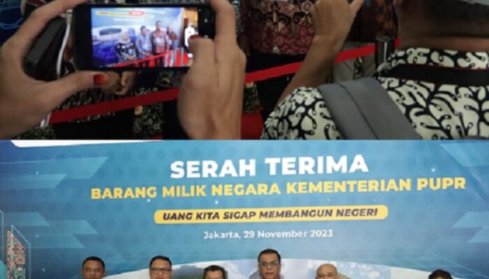 Terima Sertifikat Aset Pasarbaru Panyabungan, Bupati Madina: Dioperasikan Februari 2024