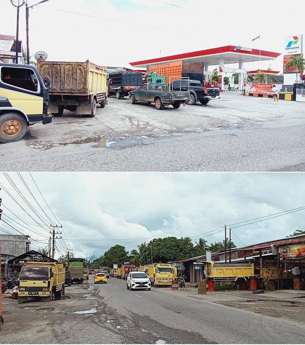 Antrean mobil di SPBU Blang Muko Kecamatan Kuala Kabupaten Nagan Raya, Rabu (29/11).(Waspada/Muji Burrahman)