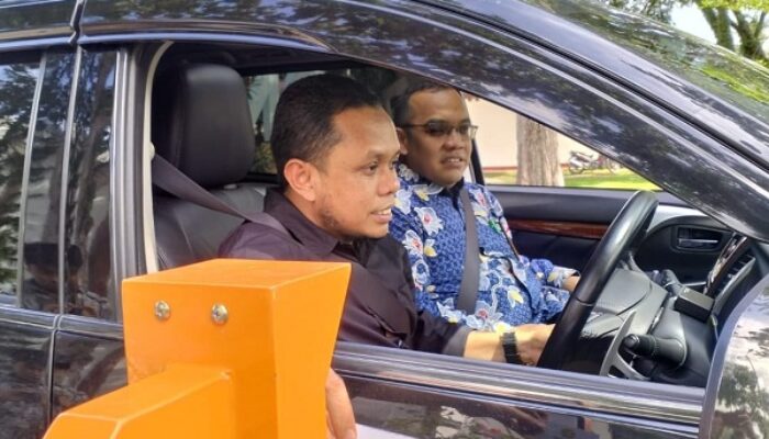 Dosen PNL Sukses Rancang Sistem Keamanan Parkir Mobil Dan Ini Inovasinya