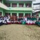 Wakil Ketua I Al Jamiyatul Washliyah Kota Langsa, saat berfoto bersama pada apel peringatan HUT ke-93 Al Jamiyatul Washliyah Langsa berlangsung sederhana dan Khitmad, di SMK Swasta Al-Washliyah Langsa, Rabu (30/11). Waspada/Rapian