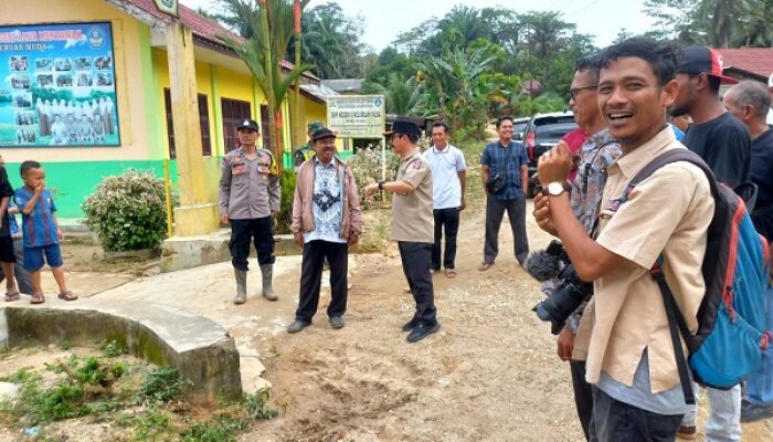Meurah Budiman Tinjau Kerusakan SDN Alur Mentawak