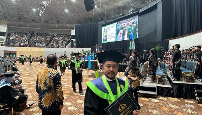 Ismail Rasyid Diwisuda Sebagai Magister Manajemen Transportasi
