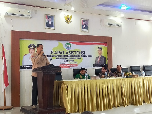 Pemkab Abdya menggelar rapat asistensi penyusunan laporan SPM, yang diselenggarakan Bagian Pemerintahan Setdakab setempat. Kamis (30/11).Waspada/Syafrizal