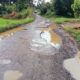TERLIHAT ruas jalan di Kecamatan Arse, Kabupaten Tapanuli Selatan (Tapsel), yang rusak dan belum ditangani. Waspada/Ist