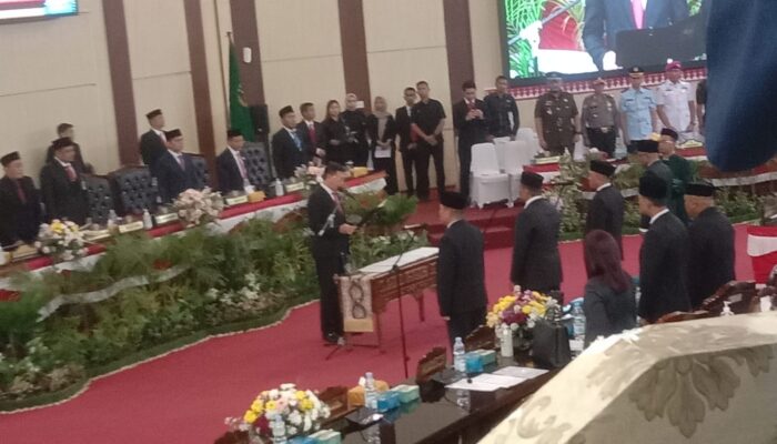 4 Orang Pergantian Antarwaktu Anggota DPRD Medan Sisa Masa Jabatan 2019-2024 Dilantik