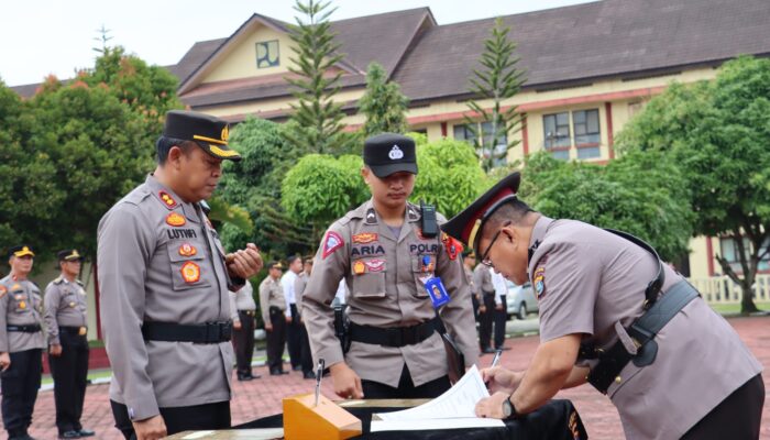 Kapolres Nias Pimpin Sertijab Kabag, Kasat Dan Kapolsek 