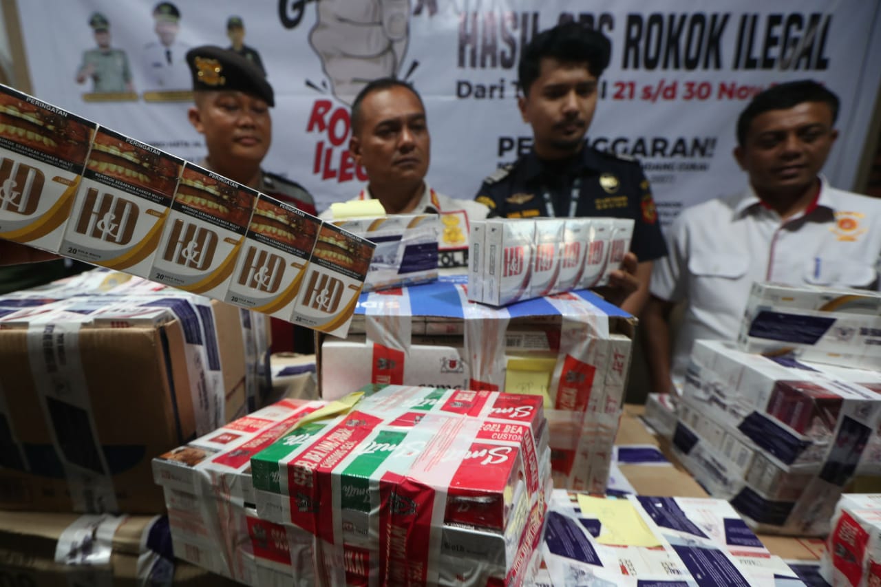 Satpol PP Banda Aceh Dan Bea Cukai Sita 43 Ribu Barang Rokok Ilegal