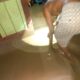 Banjir Mulai Surut, Warga Lawe Alas Bersihkan Rumah
