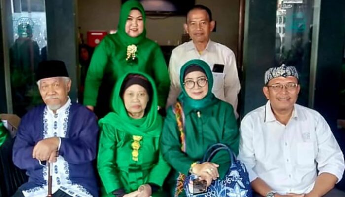 Rayakan Hari Ibu, Wanita Pujakesuma Sumut Berbagi Dan Tetap Solid
