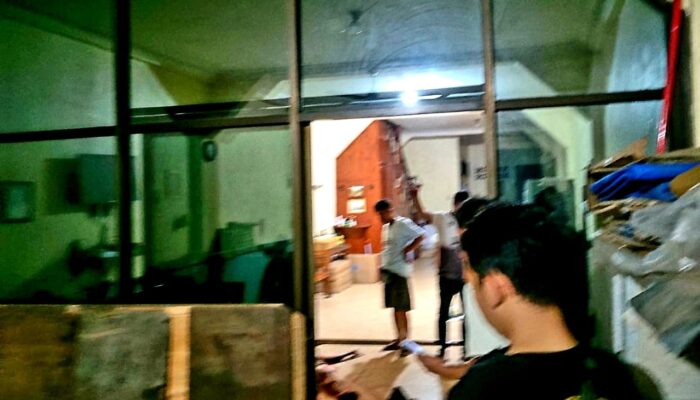 Mayat Pria Penuh Luka Bacok Gegerkan Warga Gunungsitoli