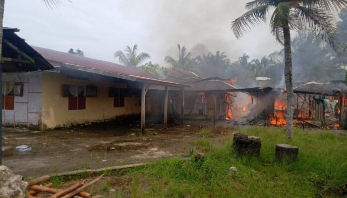 Tiga Rumah Hangus Terbakar Di P. Brandan 