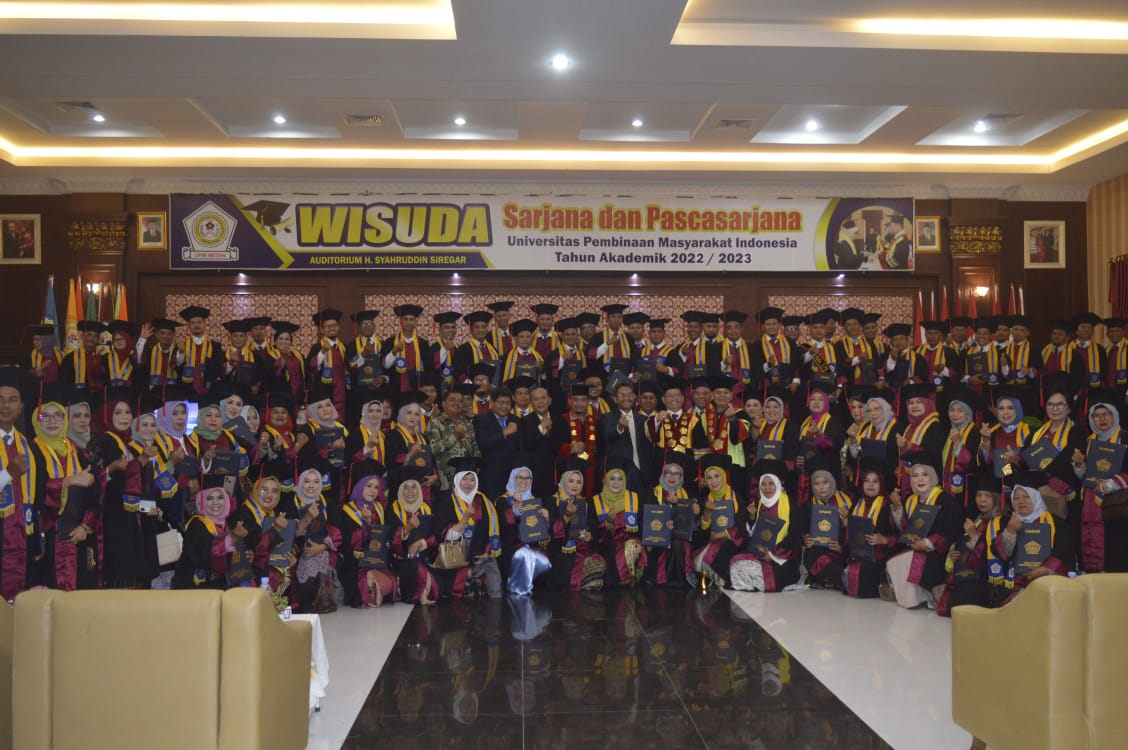 UPMI Wisuda 530 Sarjana Baru