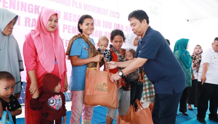 Peduli Stunting, GM Bersama Srikandi PLN UIP SBU Berbagi Makanan Sehat