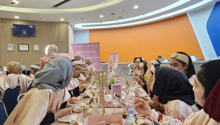 BRI BO Medan Putri Hijau Gelar Beauty Class bagi Frontliner