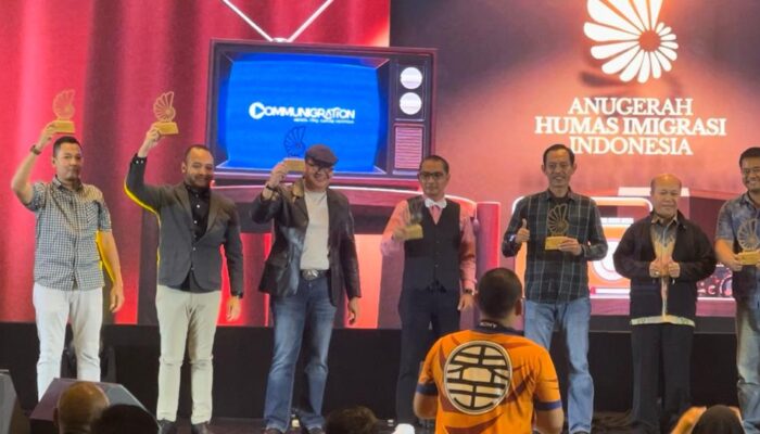 Kantor Imigrasi Kelas I TPI Medan Terima Penghargaan Pengelola Website Terbaik Ketiga