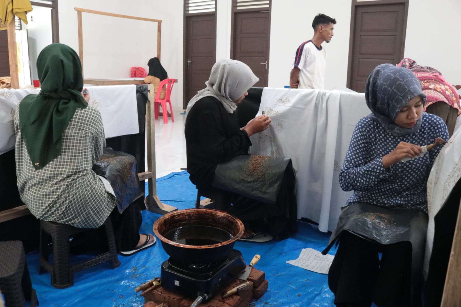 Dekranasda Aceh Besar Gelar Pelatihan Membatik