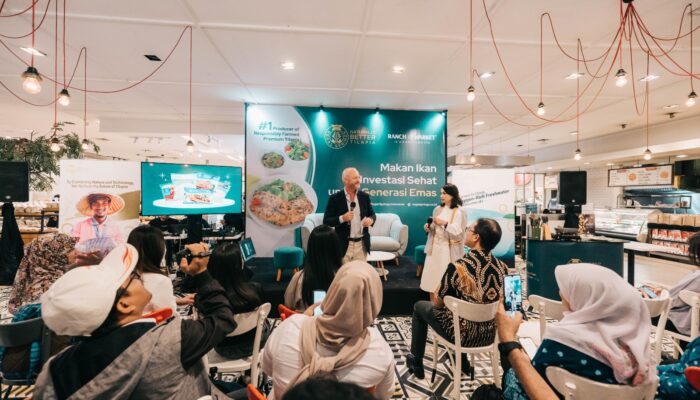 RSI Peringati Harkannas Dengan Kegiatan Edukasi Makan Ikan