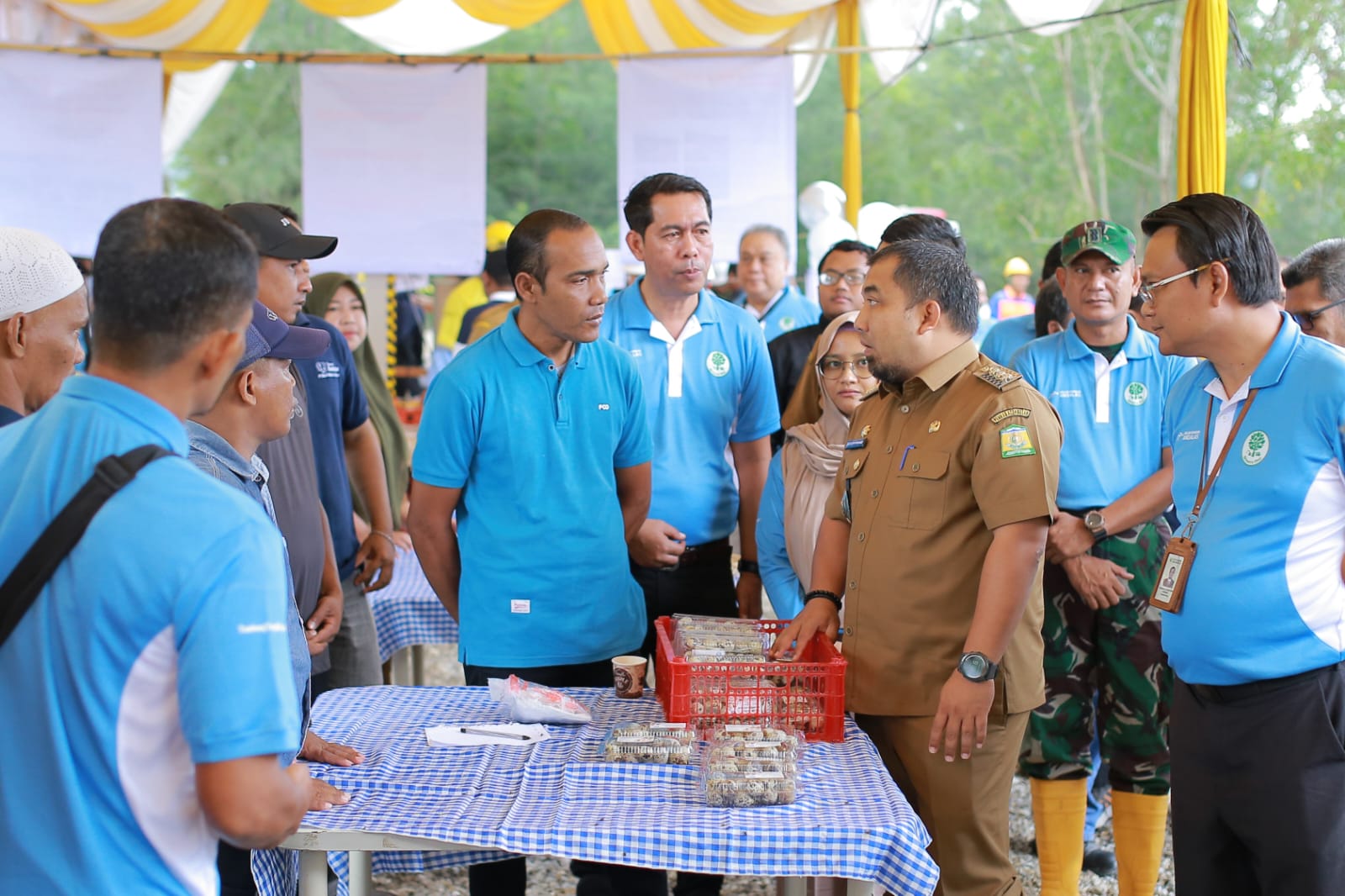 Solusi Bangun Andalas Tanam Ribuan Mangrove Solusi Bangun Andalas Tanam Ribuan Mangrove