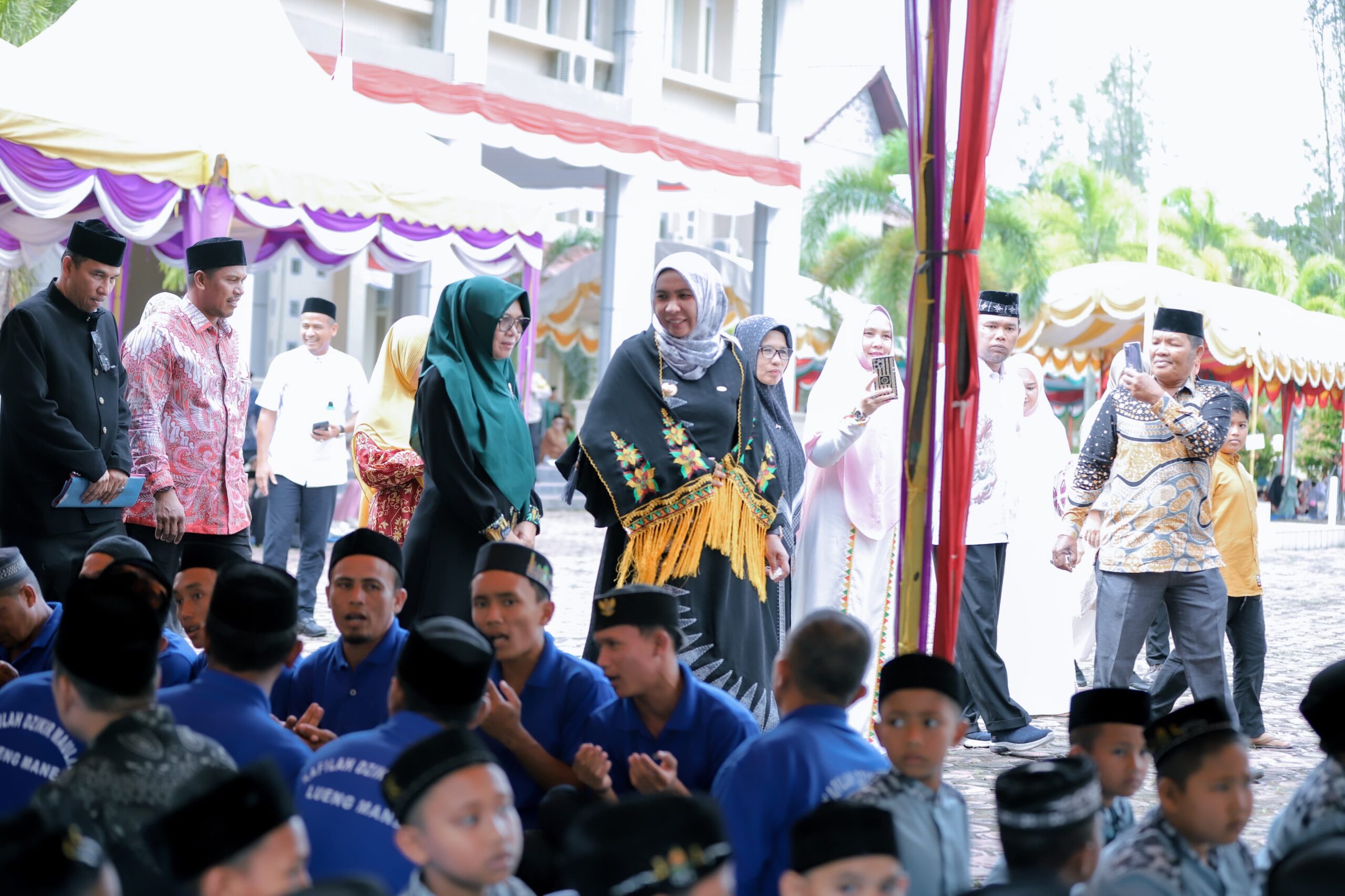 Maulid Akbar Di Nagan, 40 Grup Zikir Dan Santuni 400 Anak Yatim 