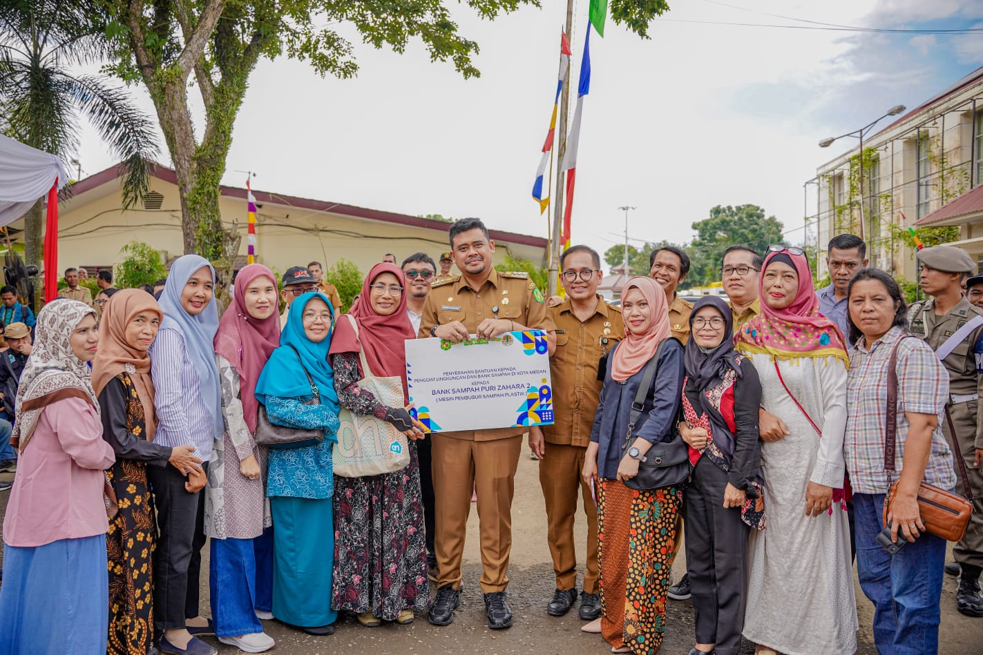 Wujudkan Medan Bersih, Bobby Nasution: Kolaborasi, Peduli Lingkungan Dan Terapkan 5R