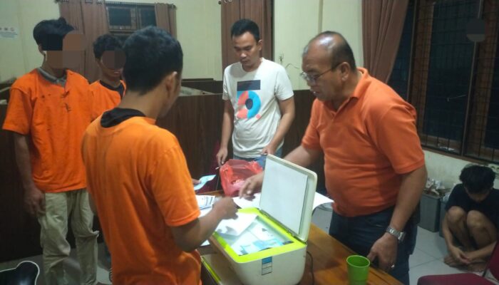 Tiga Pengedar Uang Palsu Ditangkap