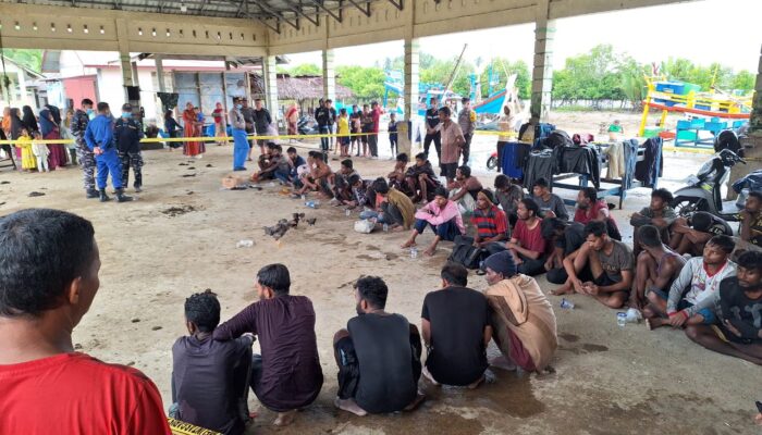 Giliran Warga Aceh Timur Tolak Etnis Rohingya – Bangladesh