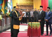 Malik Mahmud Dikukuhkan Kembali Sebagai Wali Nanggroe