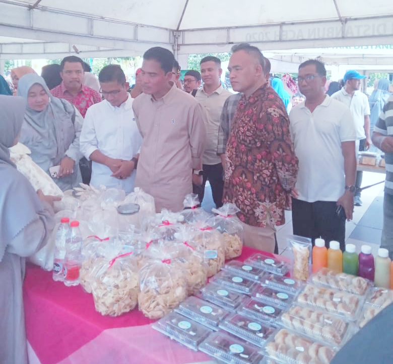 Pj Wali Kota Langsa Buka Pasar Tani Aceh