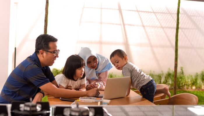 PGN Gandeng Surge Kembangkan Bundling Jaringan Gas Dan Internet