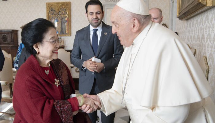 Bertemu Megawati, Paus Fransiskus Minta Kehidupan Kerukunan Beragama Di Indonesia Diteruskan