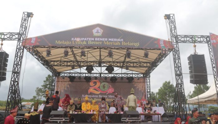 Upacara HUT Ke-20 Bener Meriah, Haili Yoga Sampaikan Program Unggulan