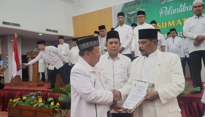 Ratusan Haji Dan Hajjah Hadiri Pelantikan Rahudman Harahap Menjadi Ketua IPHI Sumut