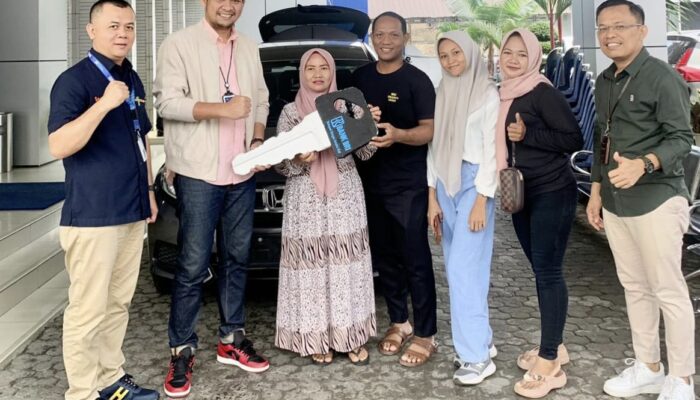 Mobil Panen Hadiah Simpedes Diserahkan BRI Lubukpakam Kepada Pemenang