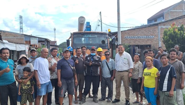 Parlindungan Purba Jembatani Penambahan Daya Dan Pemasangan Tiang Listrik