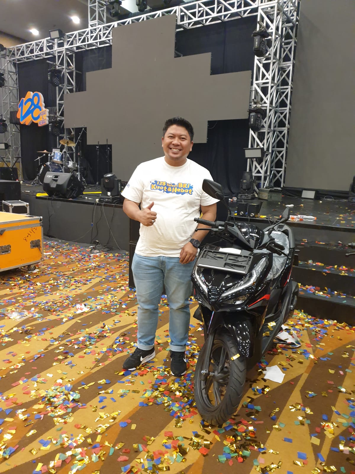 Pekerja BRI Medan Iskandar Muda Menangkan Grandprize Sepeda Motor