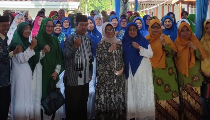 Wali Kota P. Siantar Gelar Pengajian Akbar Perempuan Di Hari Ibu